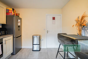 Photo 11- click for photo gallery